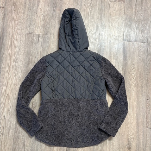 Maurice’s Black Coat - Picture 2 of 4